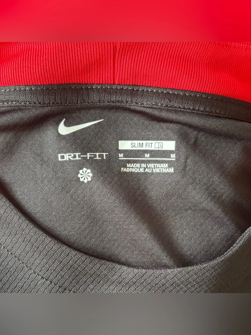 LIVERPOOL FC Nike Soccer Training Top Mens M Premier League Champions Jersey 25